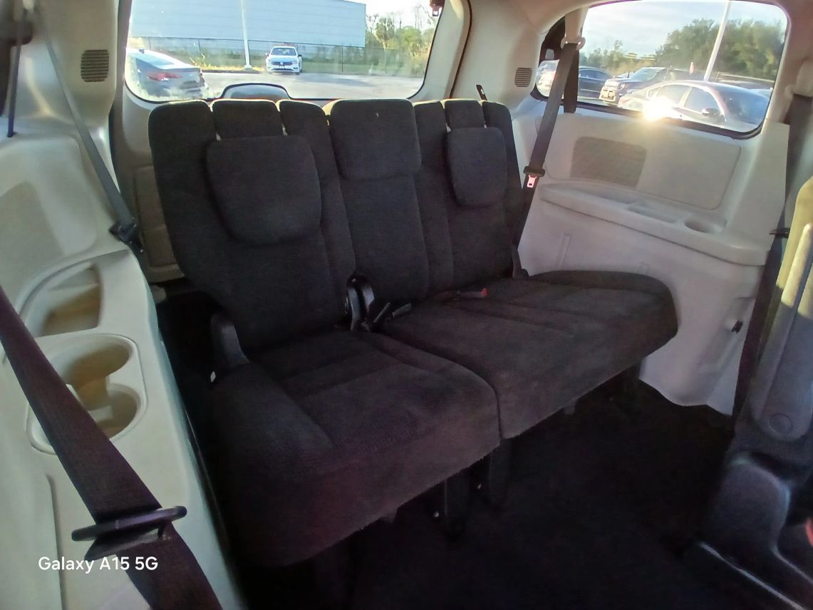 2016 Dodge Grand Caravan Passenger SE Minivan 4D Maitland FL