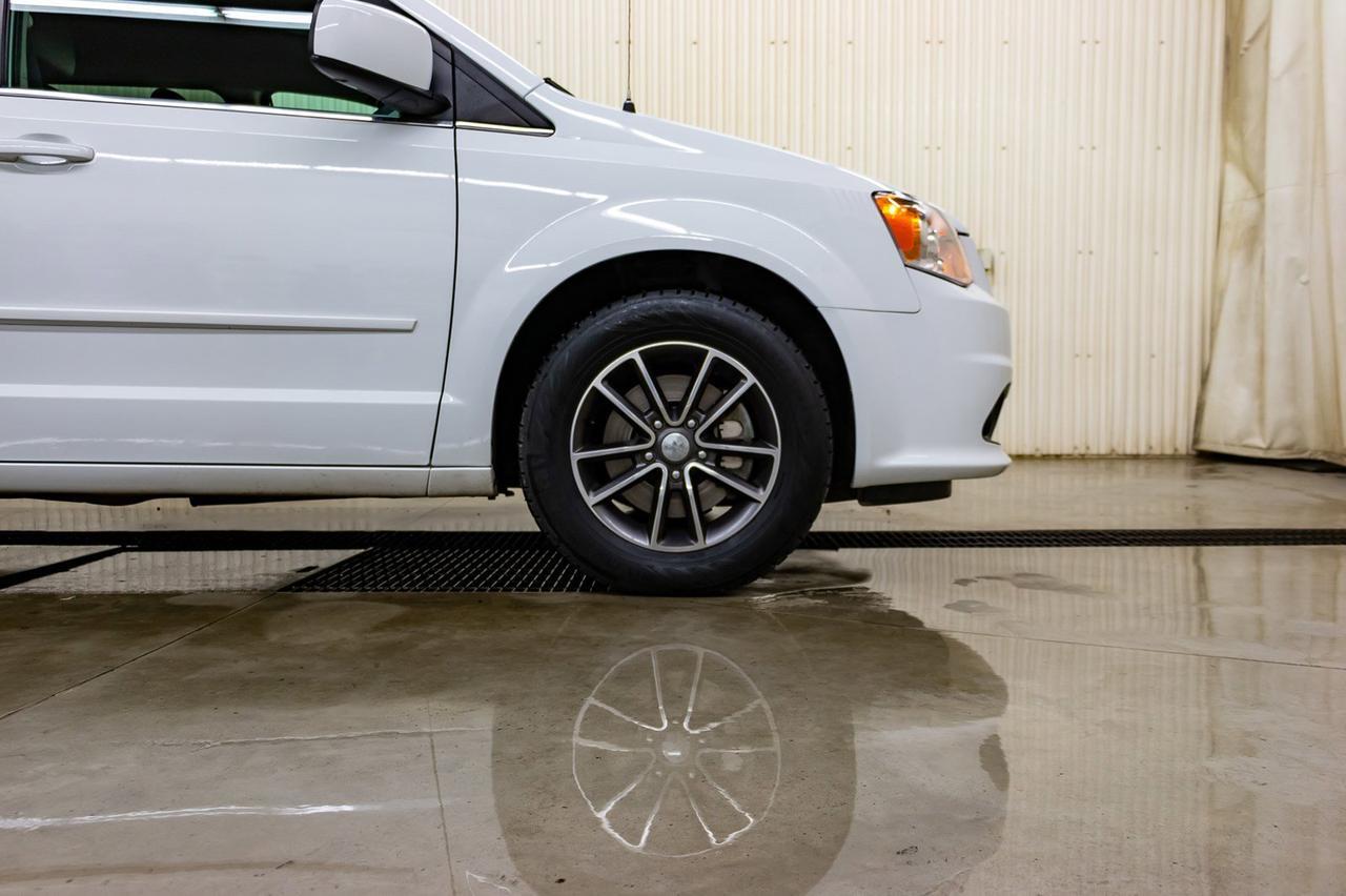 2016 Dodge Grand Caravan Premium Plus Leather Nav DVD Red Deer AB