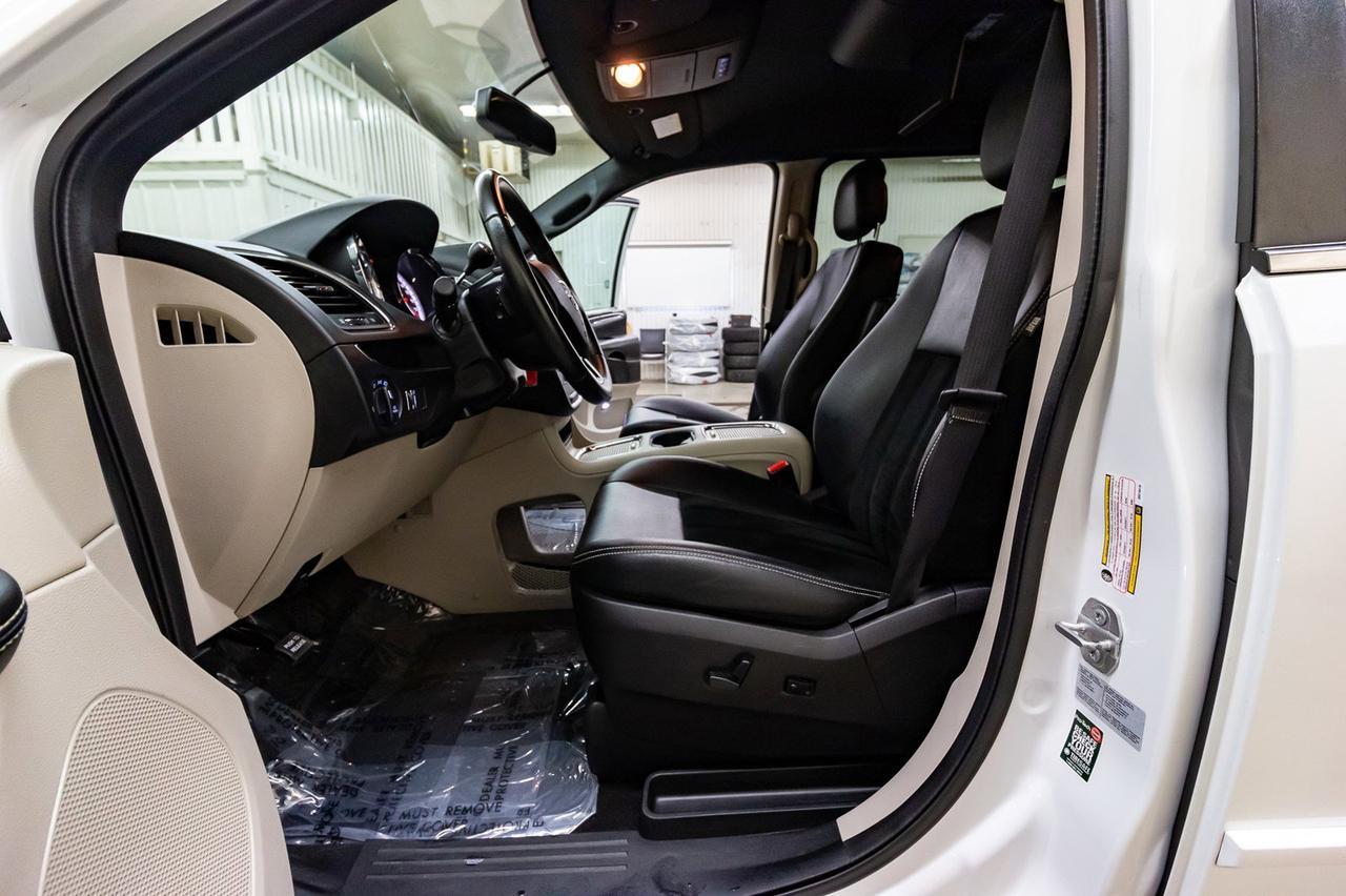 2016 Dodge Grand Caravan Premium Plus Leather Nav DVD Red Deer AB