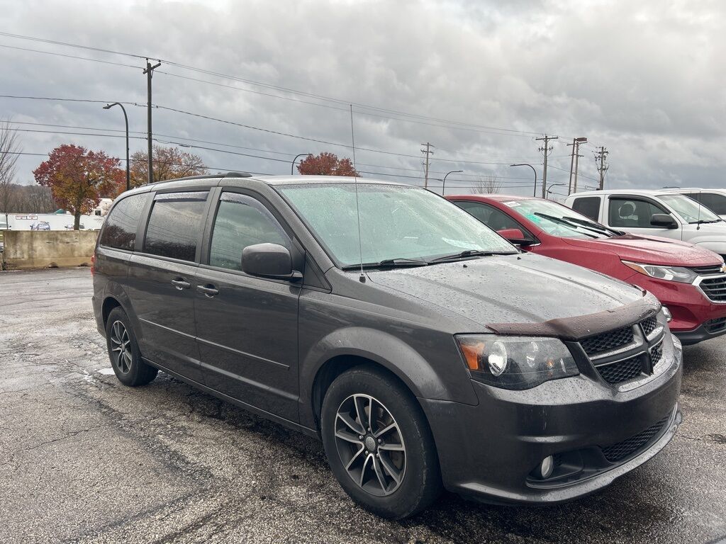 2016 Dodge Grand Caravan R/T Akron