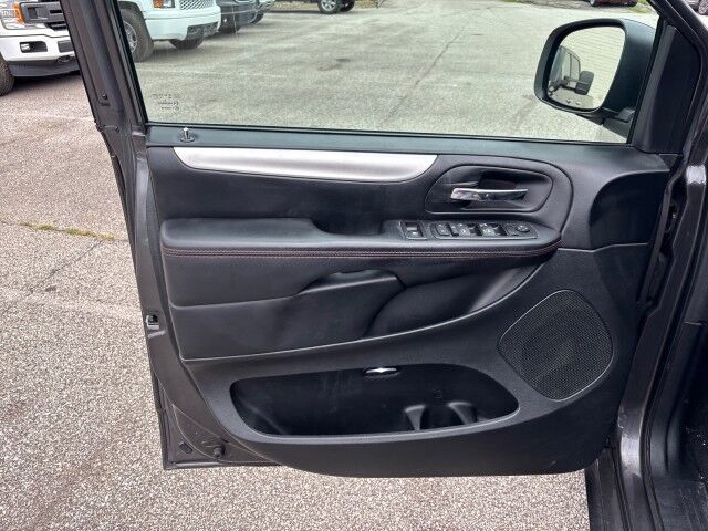 2016 Dodge Grand Caravan R/T Cleveland OH