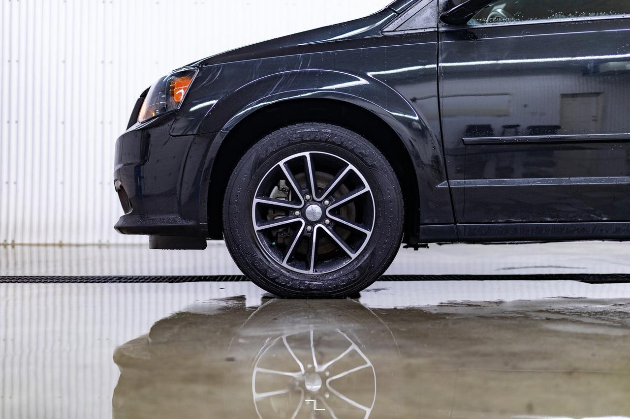 2016 Dodge Grand Caravan R/T Leather Nav DVD Red Deer AB