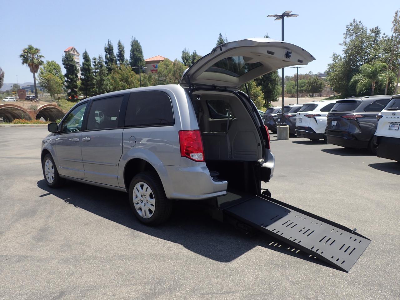 2016 Dodge Grand Caravan SE Anaheim CA