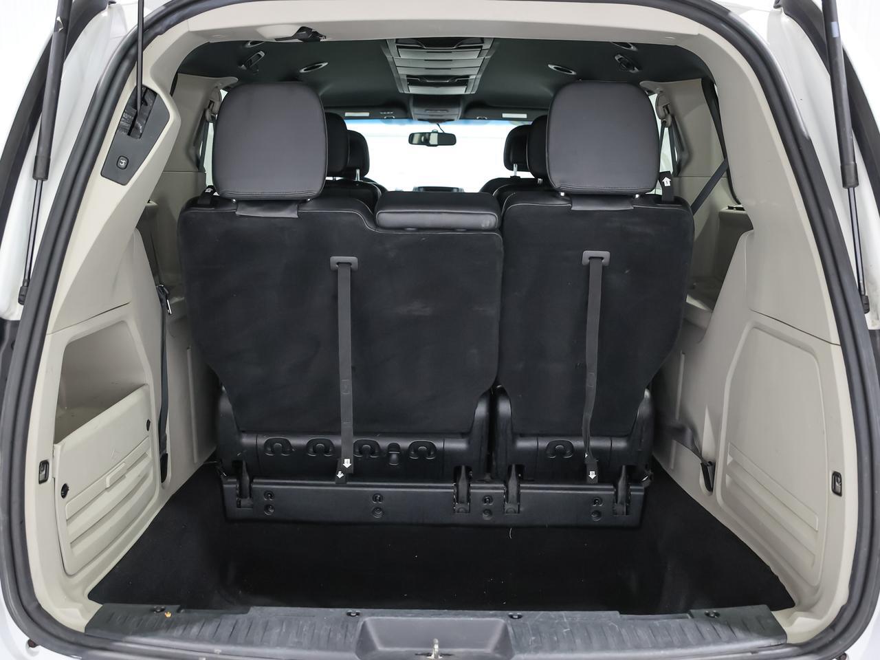 2016 Dodge Grand Caravan SXT Plus 7-Passenger TV-DVD Cranberry PA