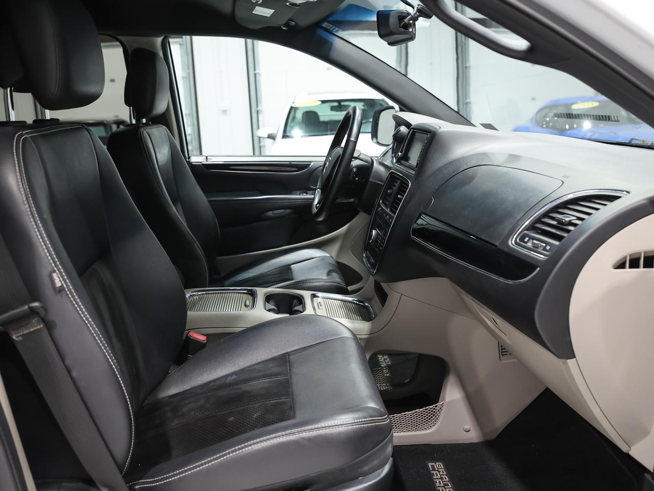 2016 Dodge Grand Caravan SXT Plus 7-Passenger TV-DVD Cranberry PA