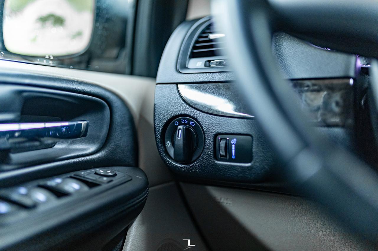 2016 Dodge Grand Caravan SXT Plus DVD BCam Red Deer AB