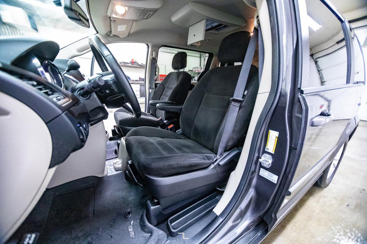 2016 Dodge Grand Caravan SXT Plus DVD BCam Red Deer AB