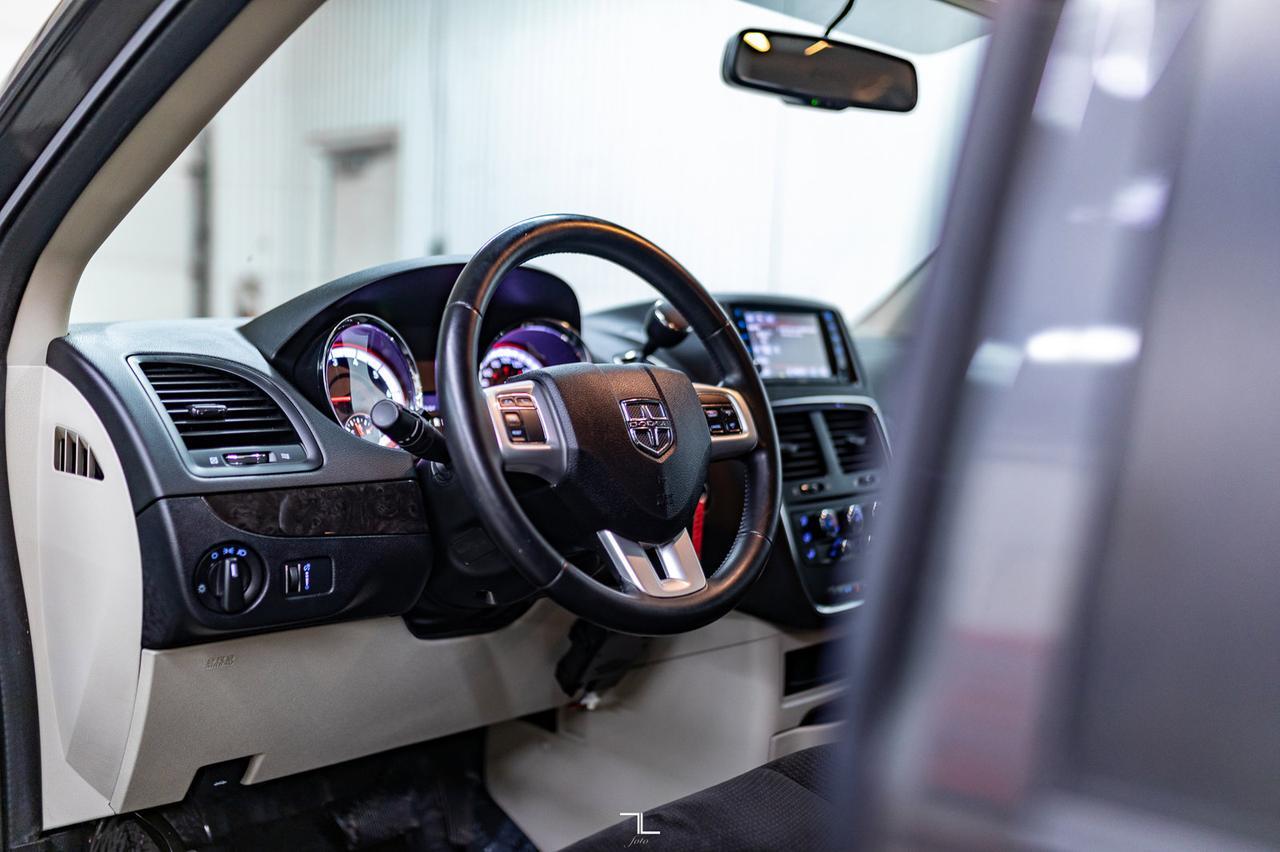 2016 Dodge Grand Caravan SXT Plus DVD BCam Red Deer AB