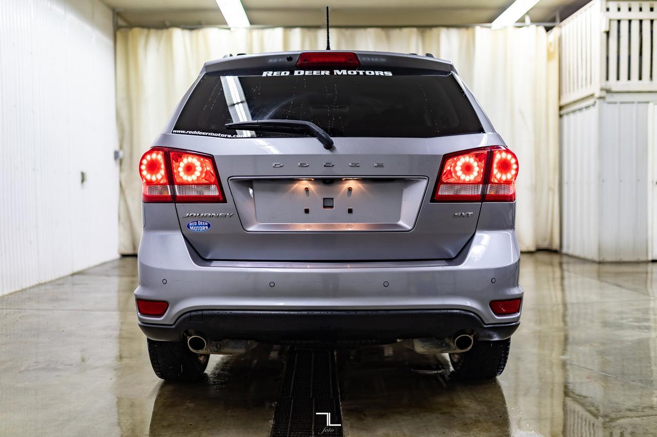 2016 Dodge Journey SXT Nav BCam DVD 3rd Row Red Deer AB