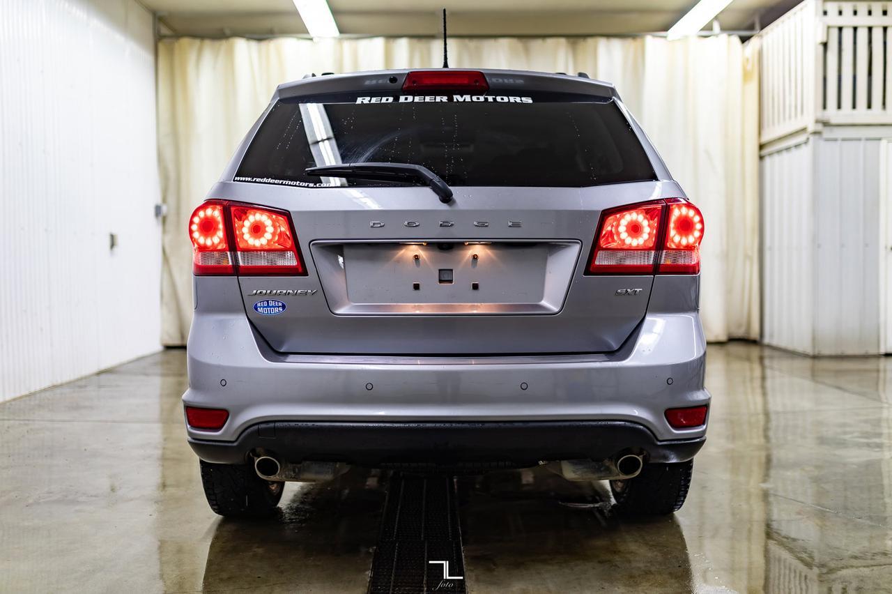 2016 Dodge Journey SXT Nav BCam DVD 3rd Row Red Deer AB