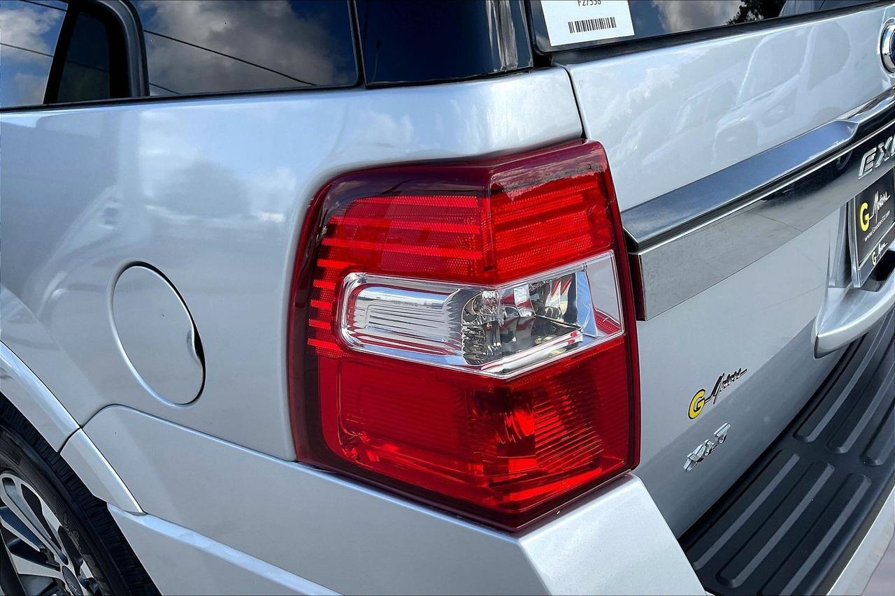 2016 FORD EXPEDITION XLT Houston TX