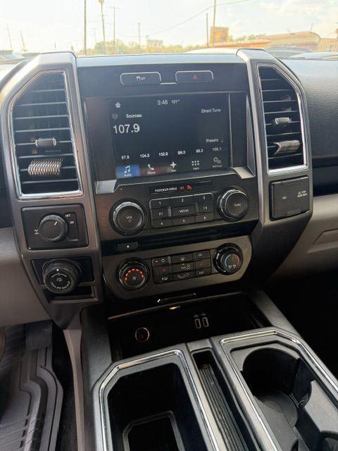 2016 FORD F150 SUPERCREW Grand Prairie TX