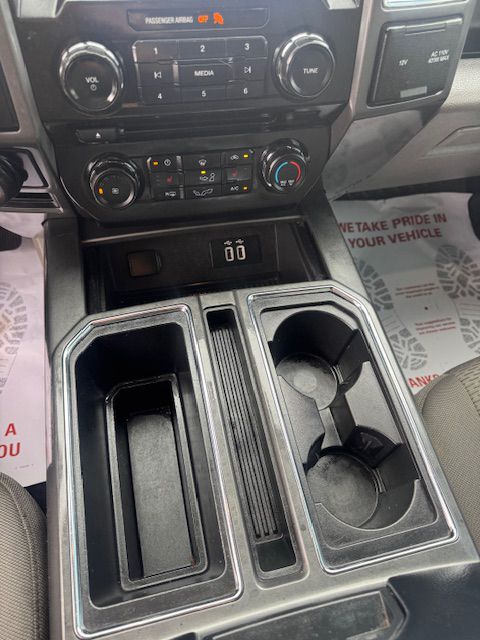 2016 FORD F150 SUPERCREW Grand Prairie TX