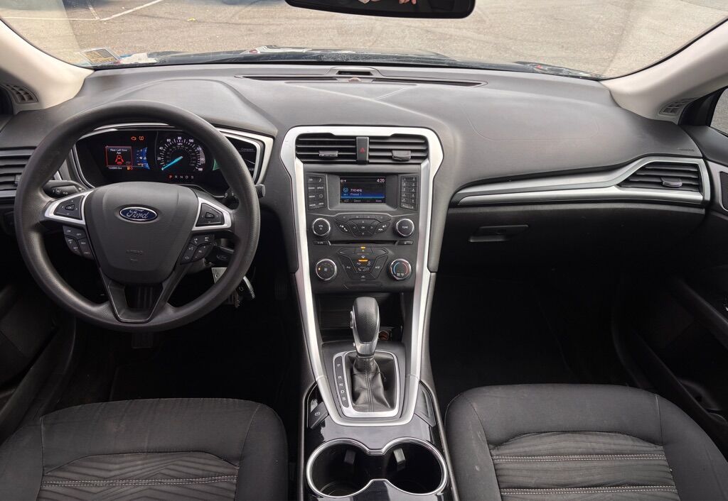 2016 FORD FUSION SE Des Moines WA