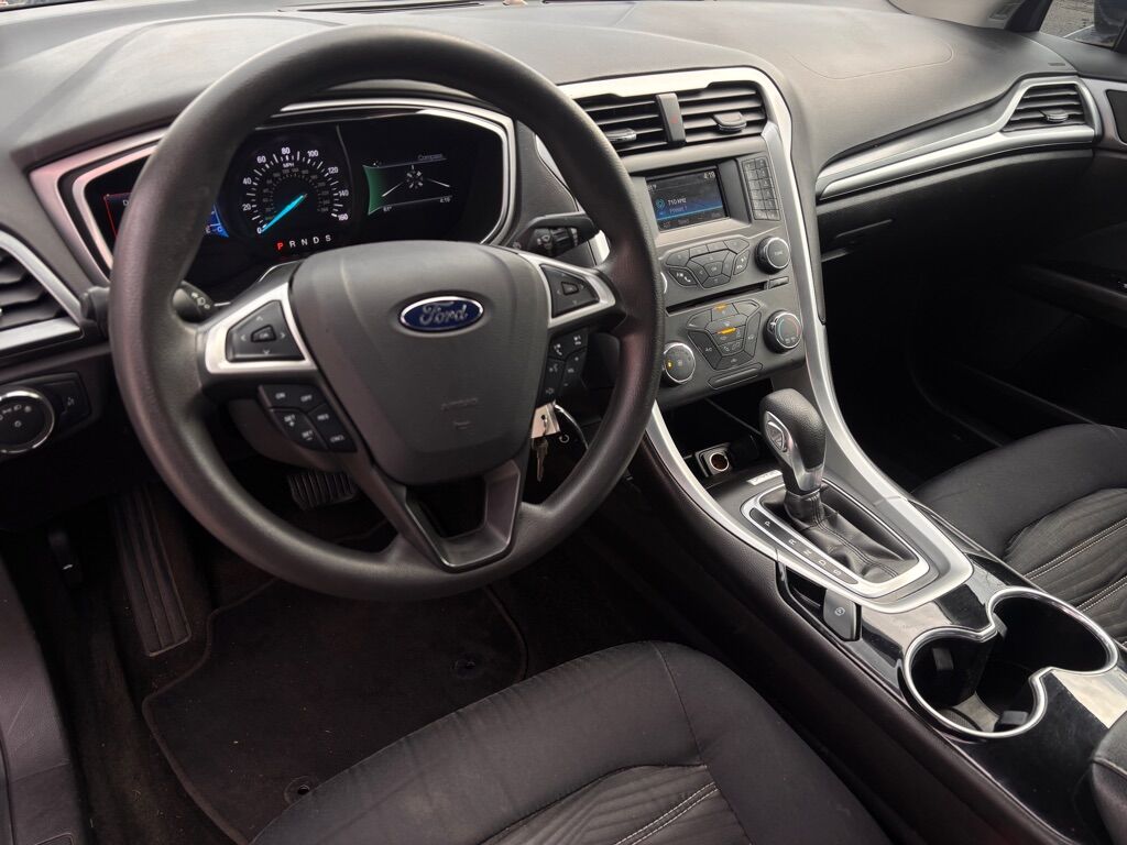 2016 FORD FUSION SE Des Moines WA