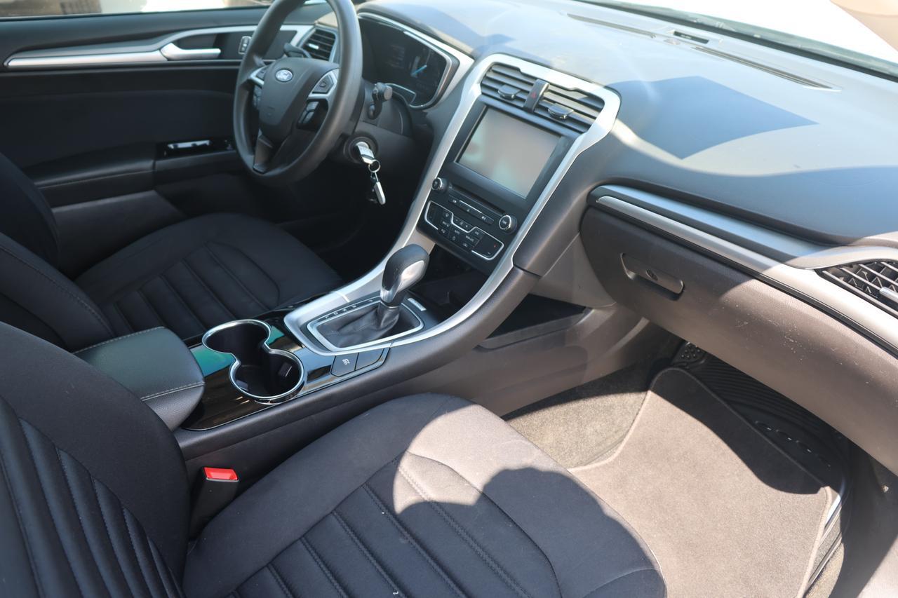 2016 FORD FUSION SE HYBRID Houston TX