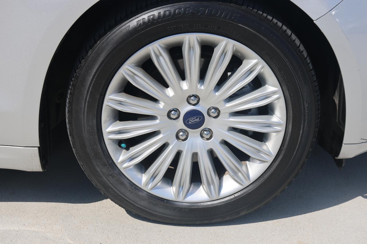 2016 FORD FUSION SE HYBRID Houston TX