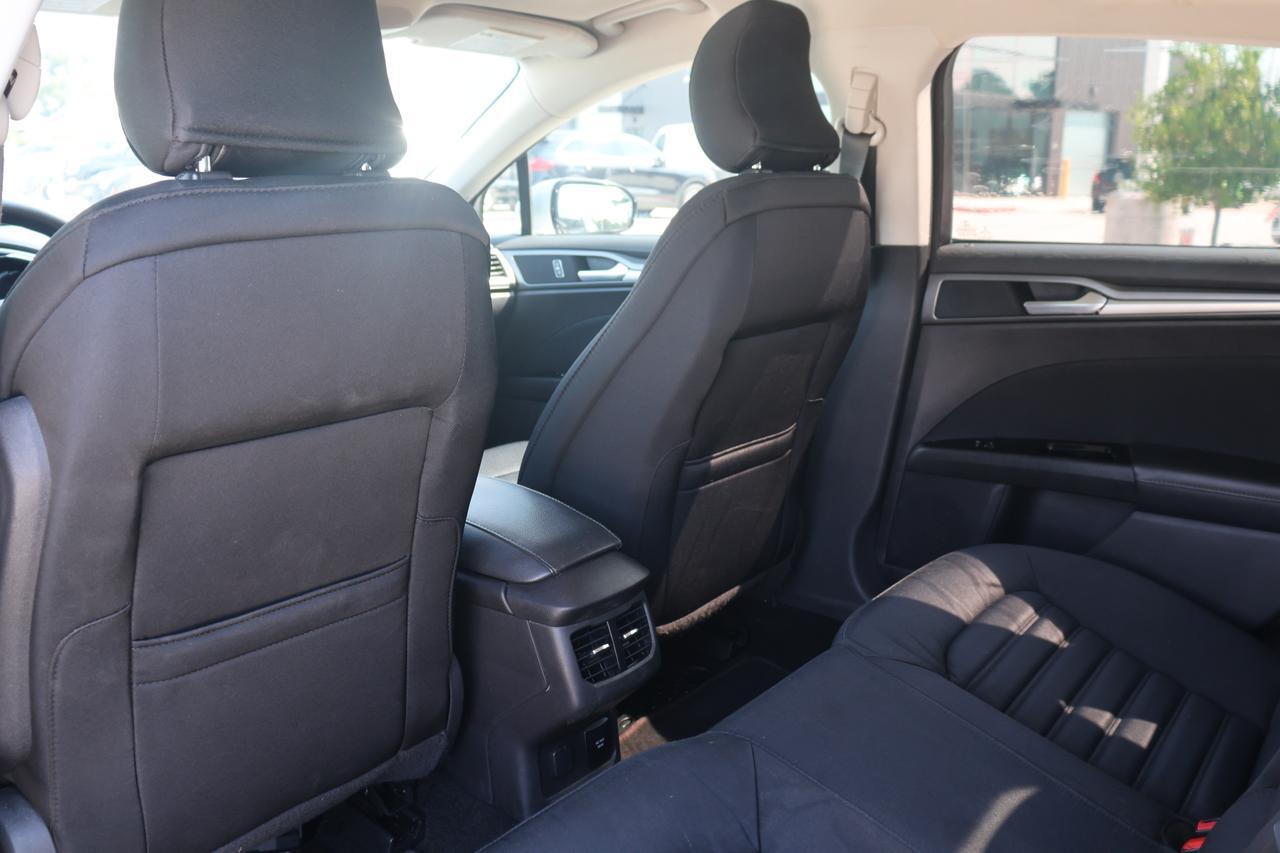 2016 FORD FUSION SE HYBRID Houston TX