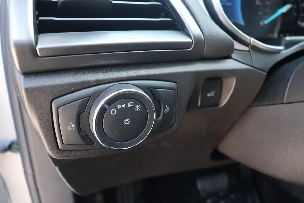 2016 FORD FUSION SE HYBRID Houston TX