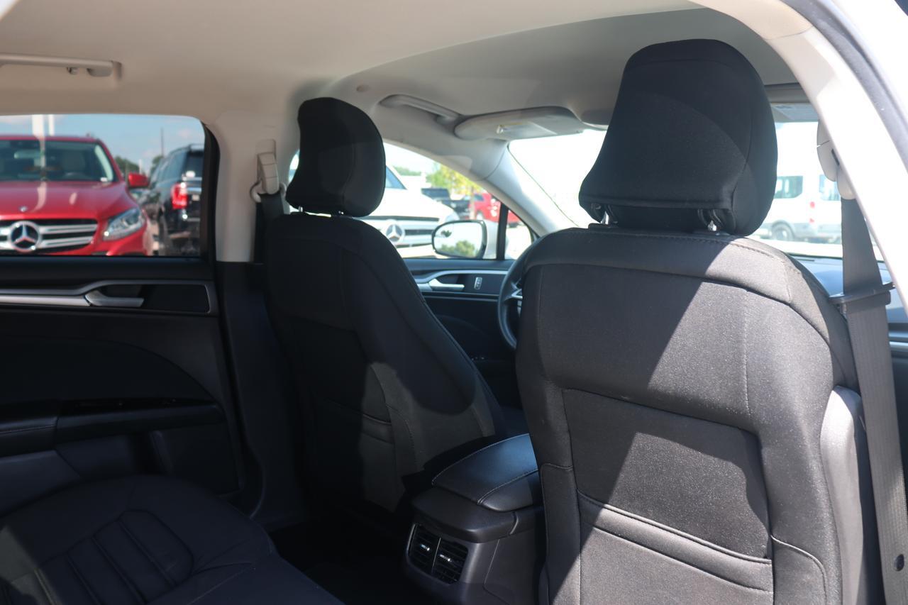 2016 FORD FUSION SE HYBRID Houston TX