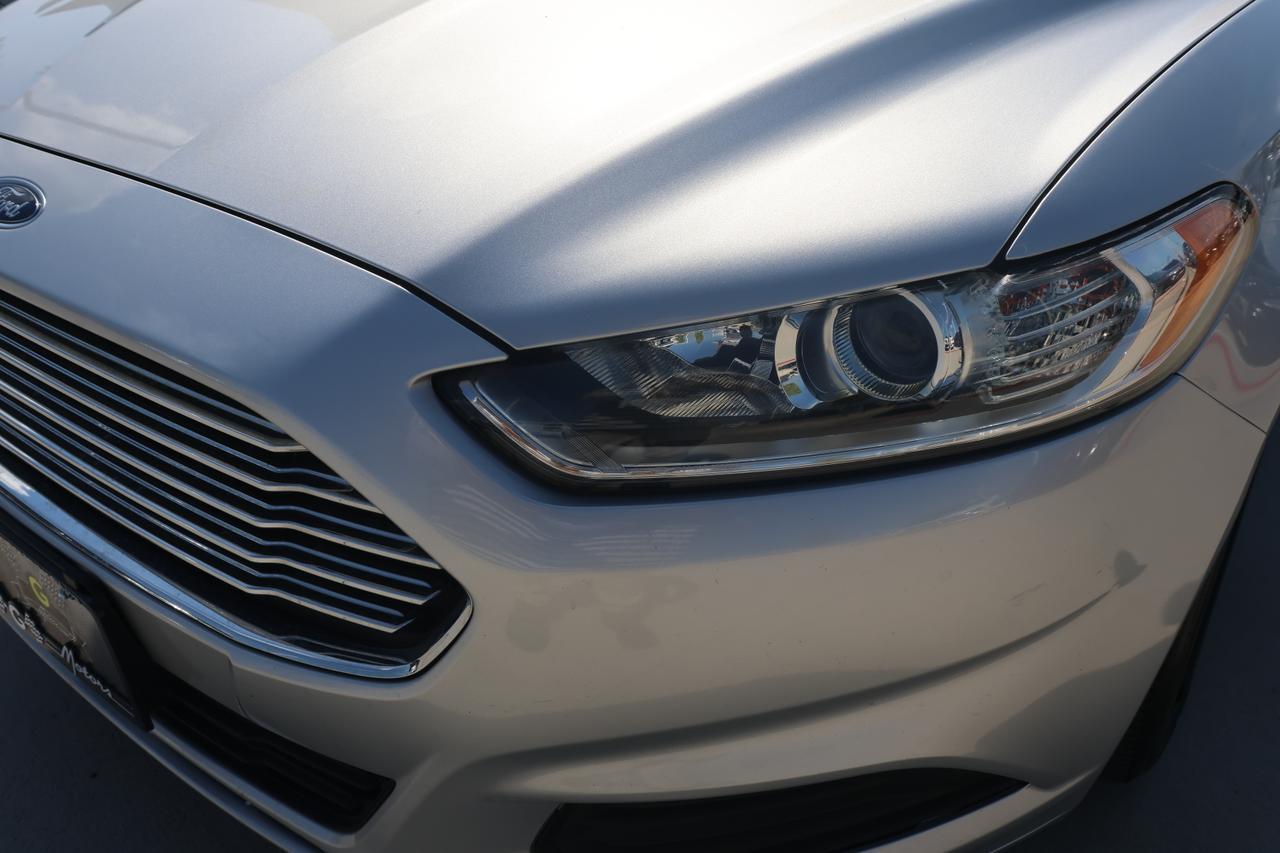 2016 FORD FUSION SE HYBRID Houston TX