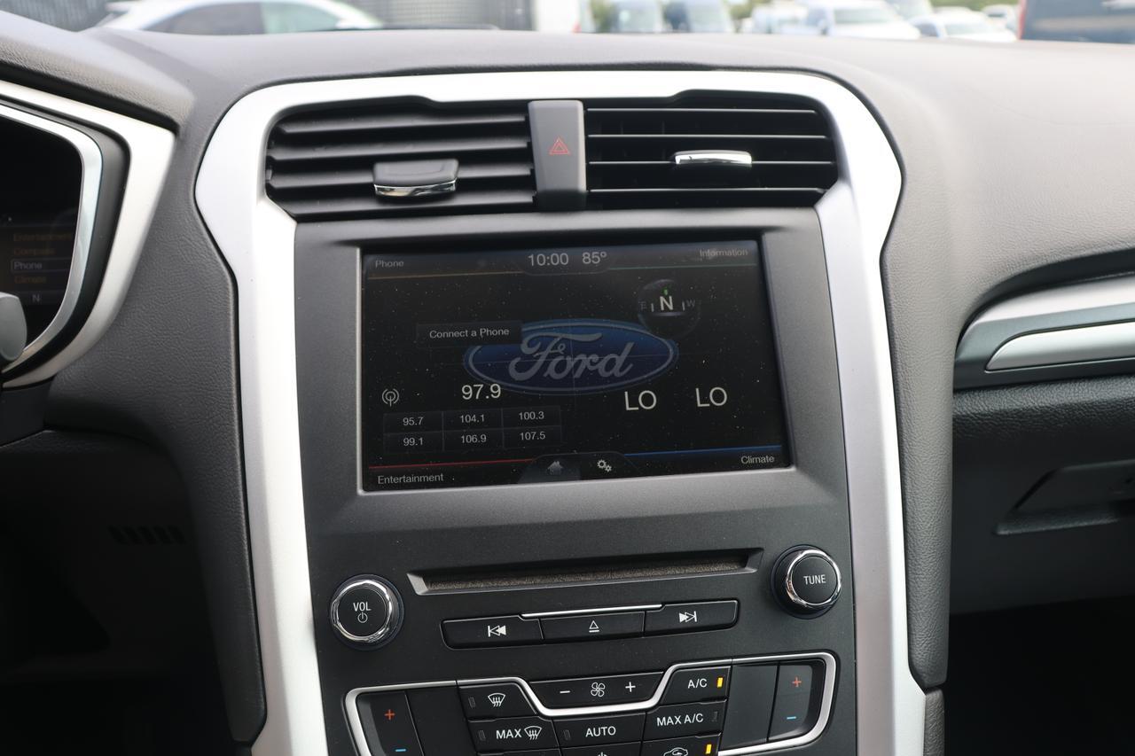 2016 FORD FUSION SE Houston TX