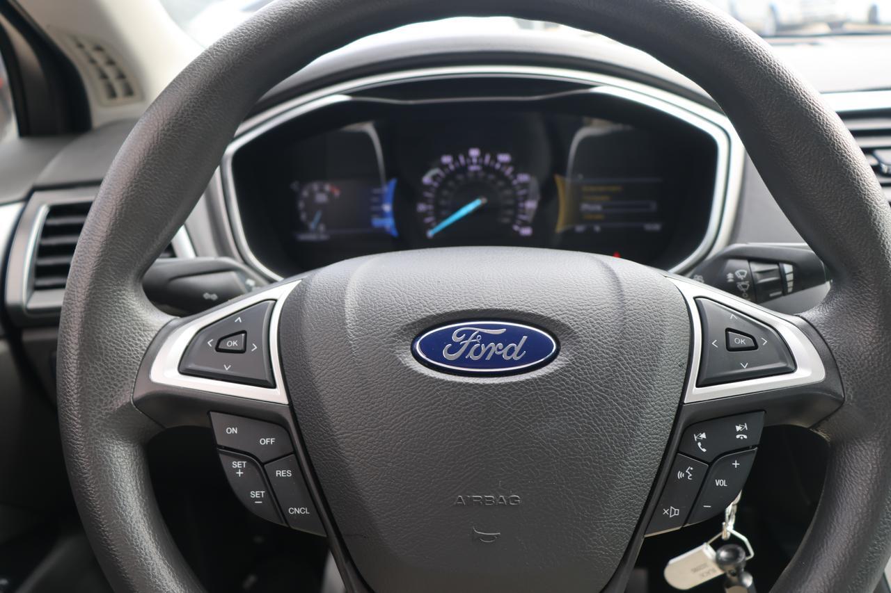 2016 FORD FUSION SE Houston TX