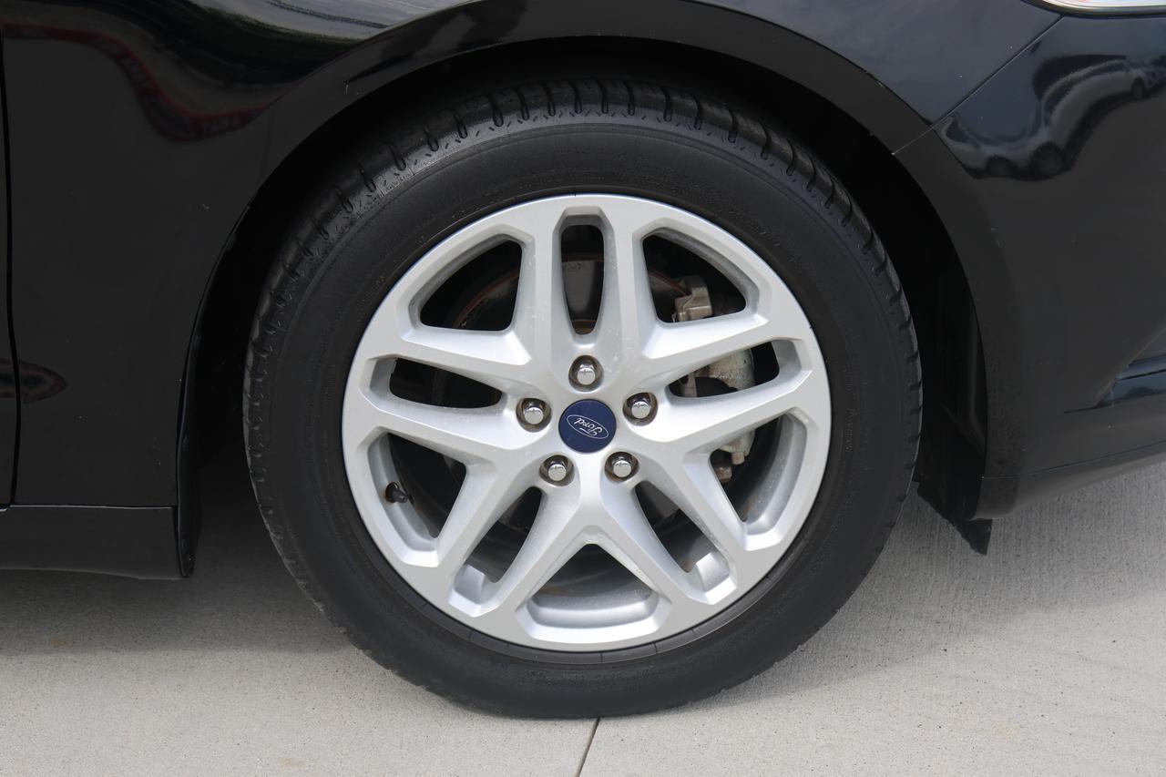 2016 FORD FUSION SE Houston TX
