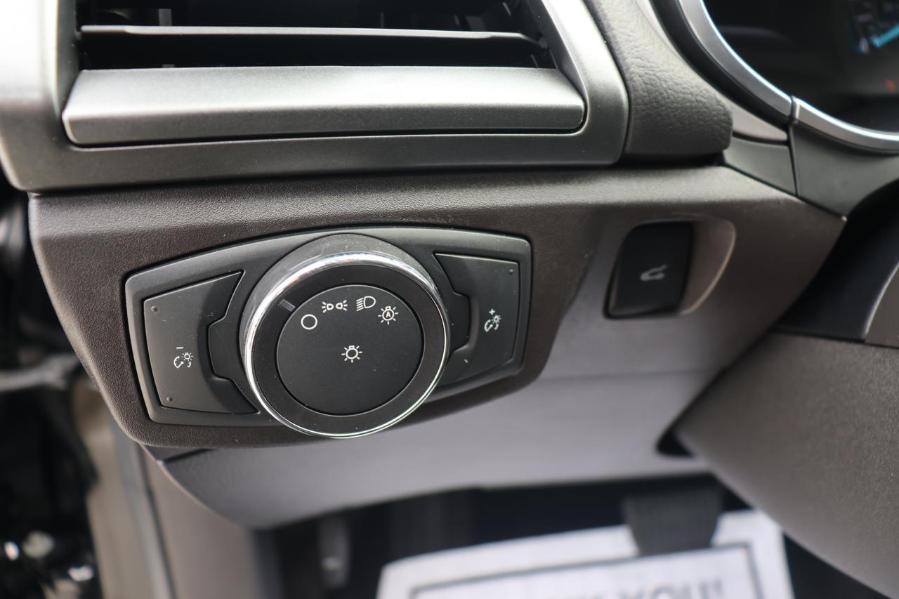 2016 FORD FUSION SE Houston TX
