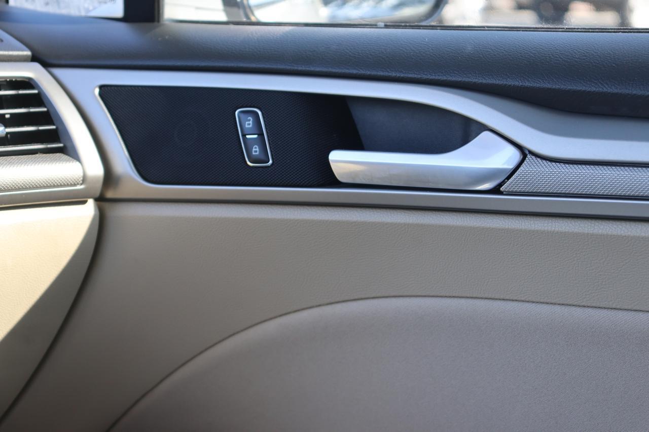 2016 FORD FUSION SE Houston TX