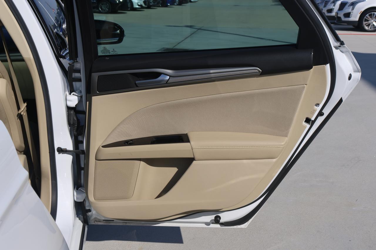 2016 FORD FUSION SE Houston TX