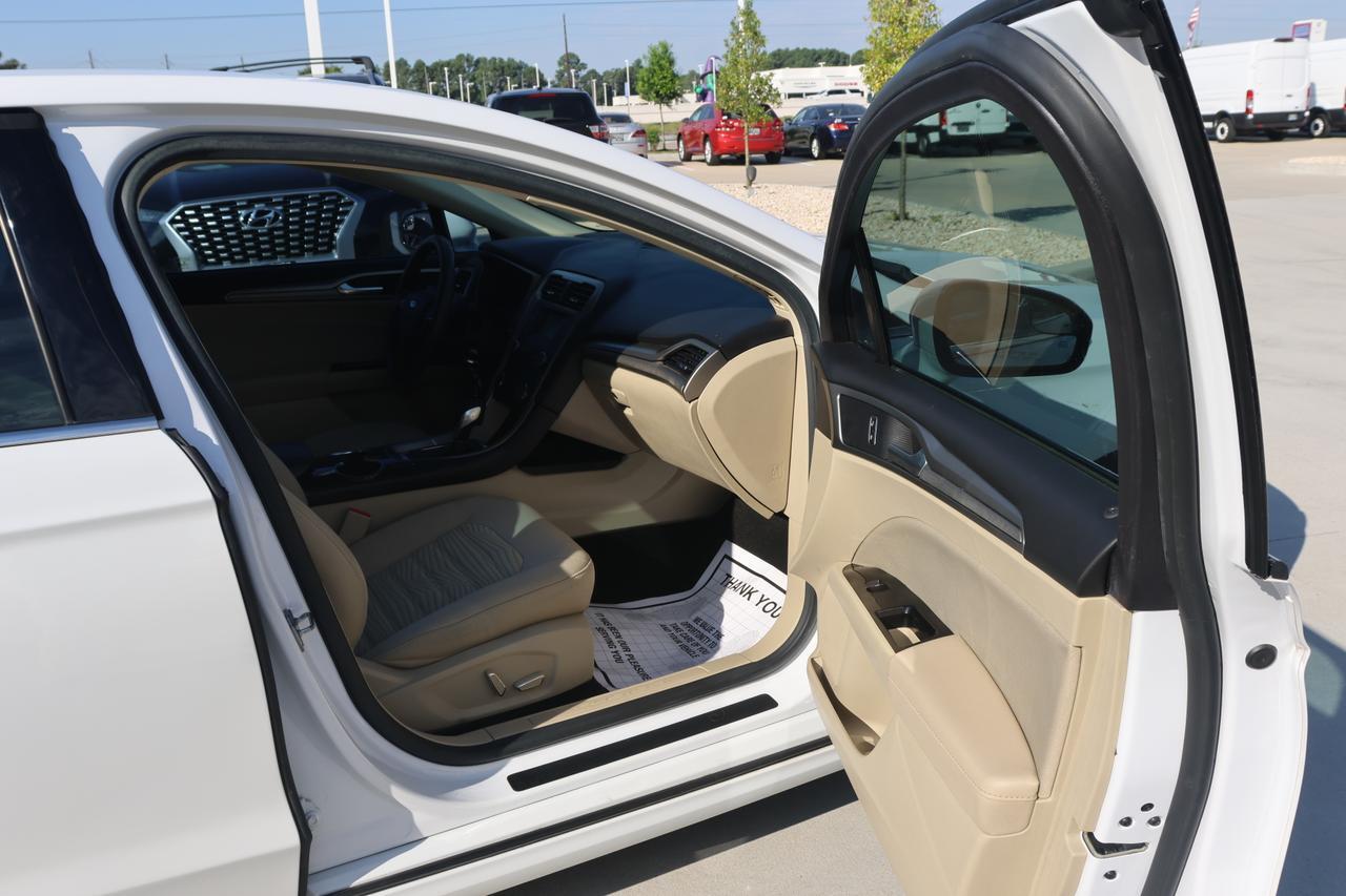 2016 FORD FUSION SE Houston TX