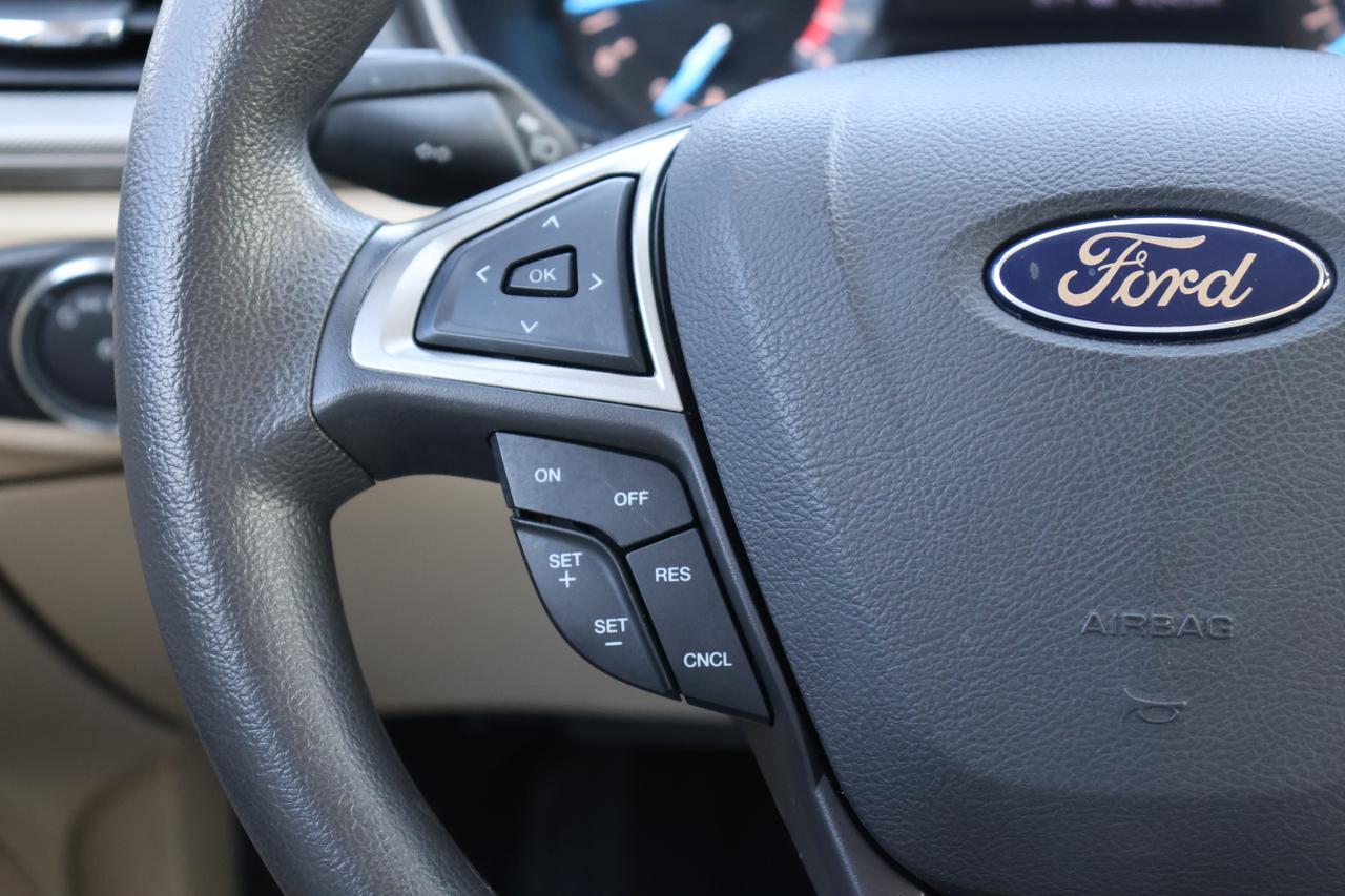 2016 FORD FUSION SE Houston TX