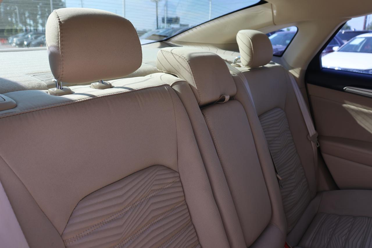 2016 FORD FUSION SE Houston TX