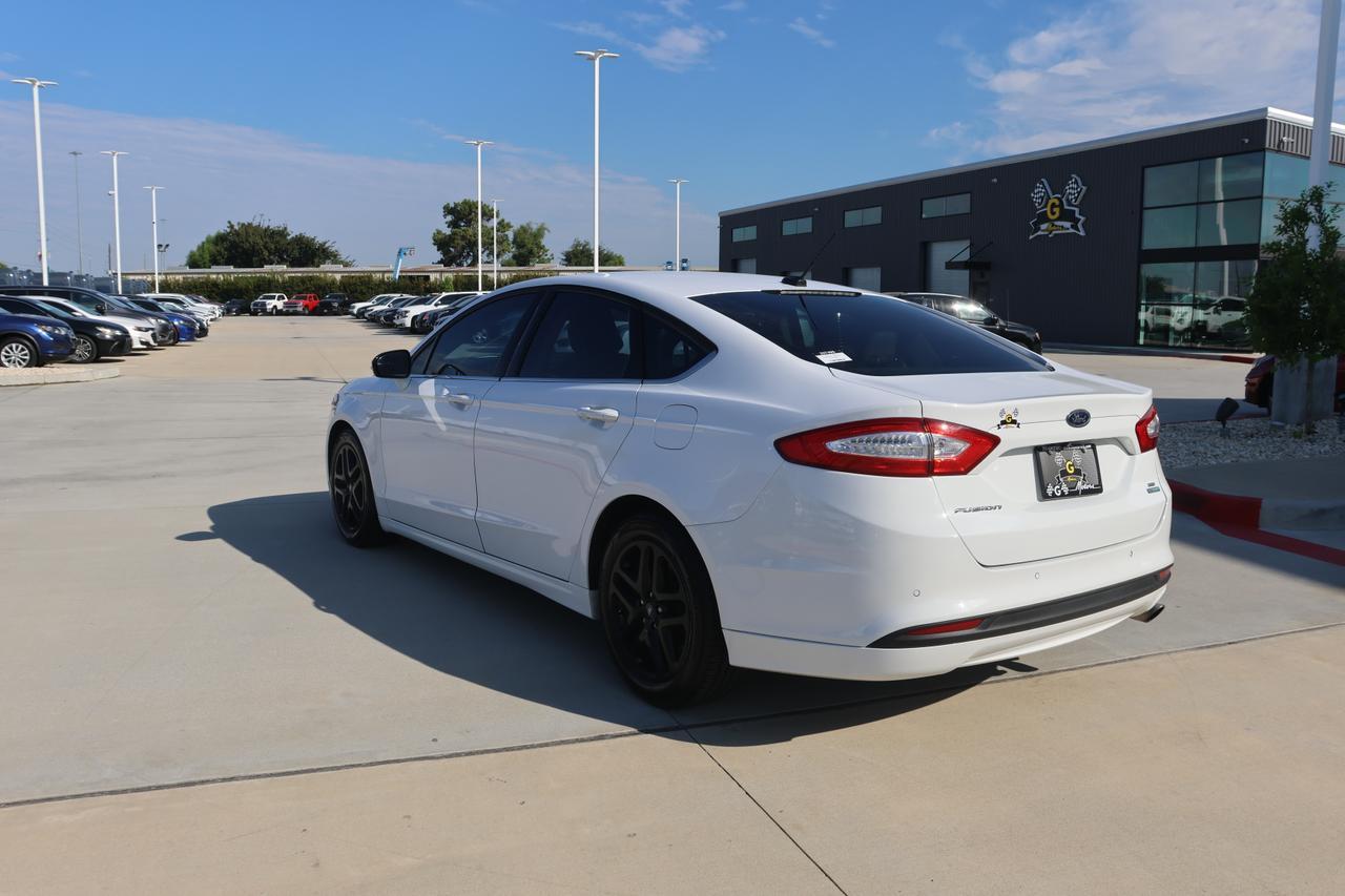 2016 FORD FUSION SE Houston TX