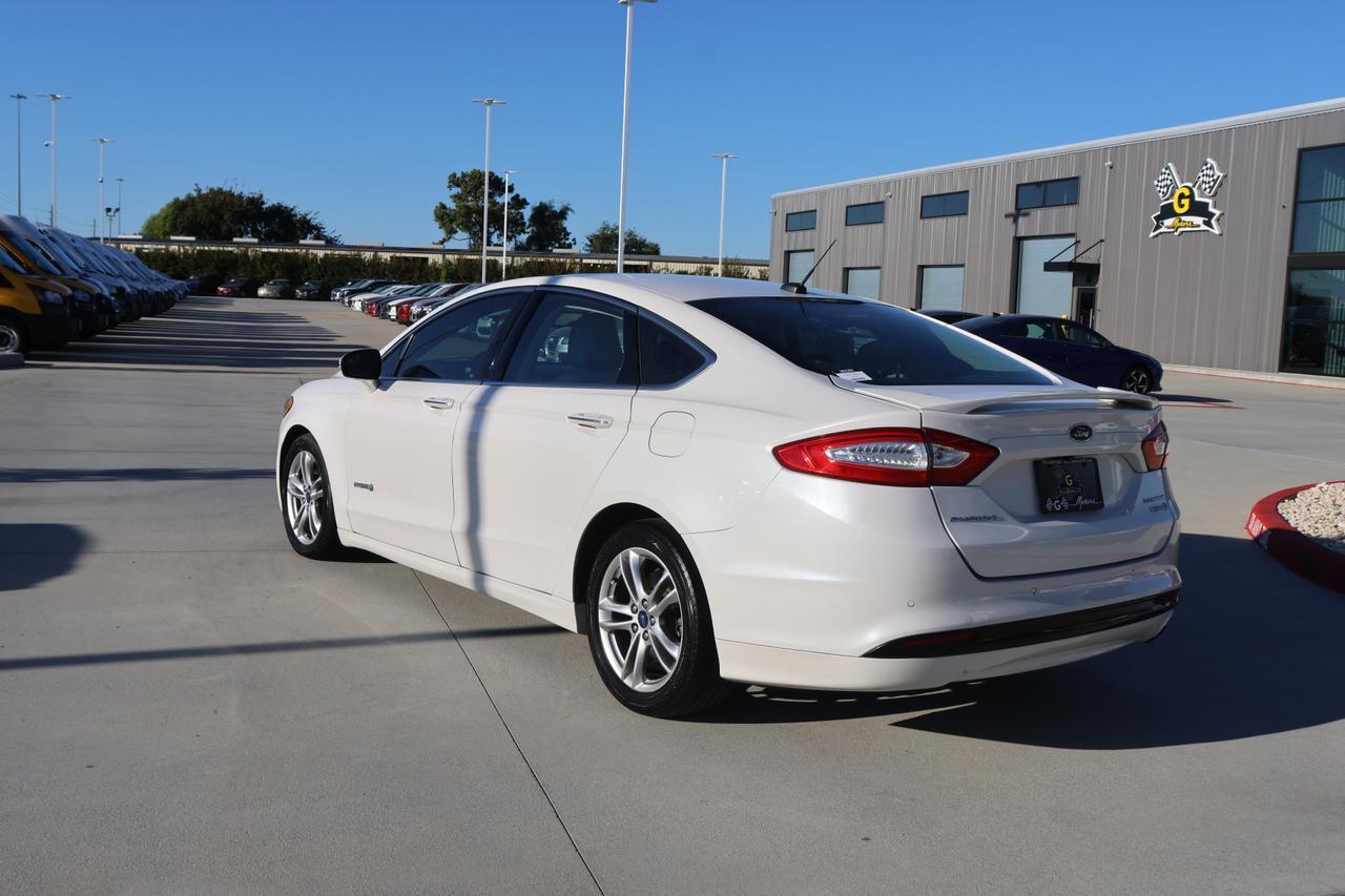 2016 FORD FUSION TITANIUM HEV WHITE at G Motors
