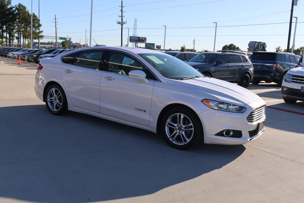 2016 FORD FUSION TITANIUM HEV WHITE at G Motors