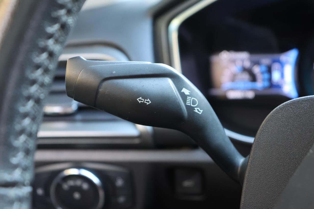 2016 FORD FUSION TITANIUM HEV WHITE at G Motors