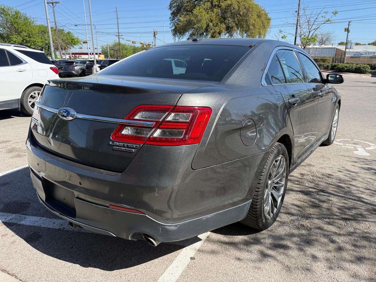 2016 FORD TAURUS LIMITED Austin TX