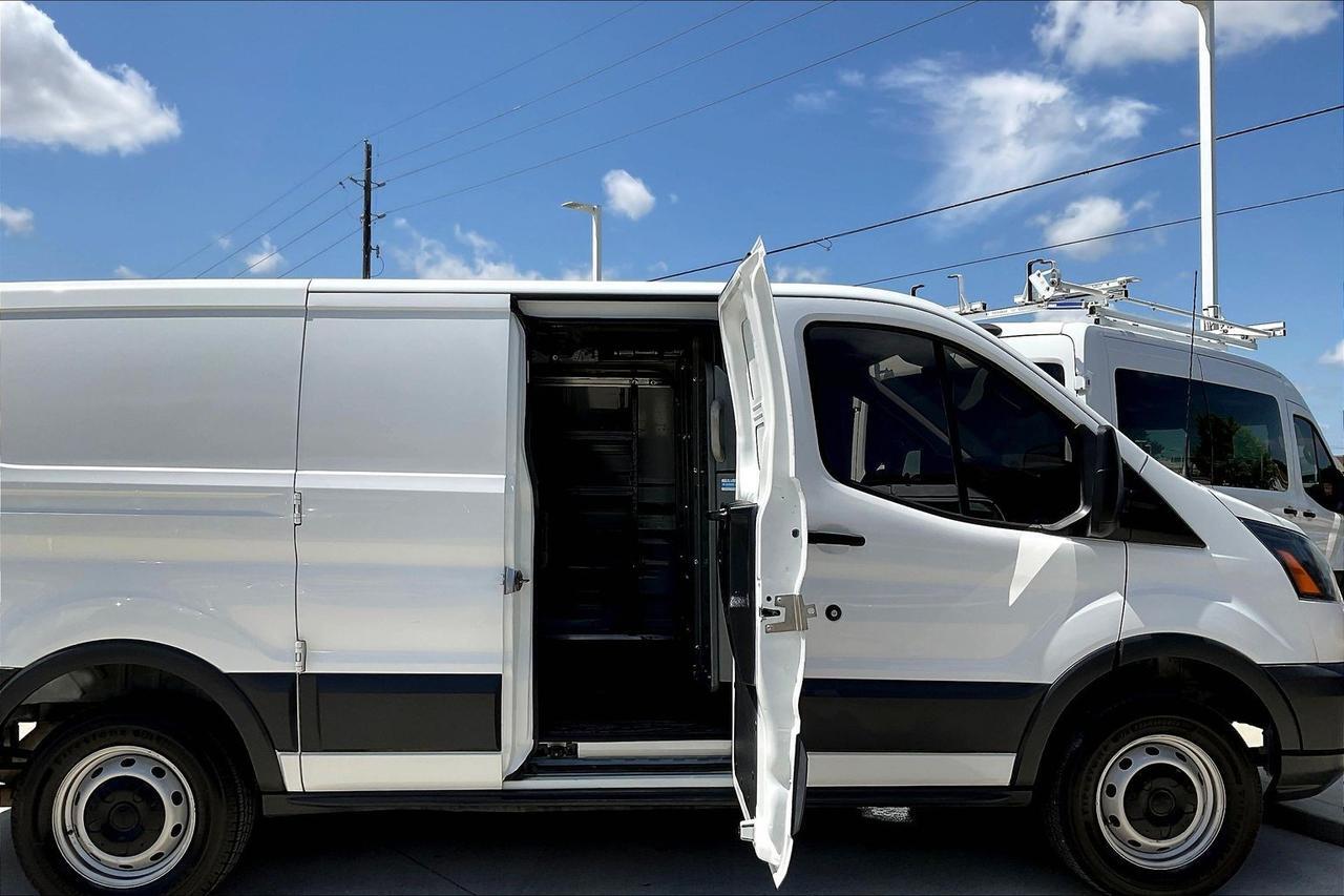 2016 FORD TRANSIT T-150 Houston TX