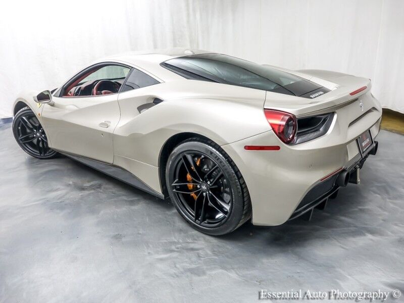 2016 Ferrari 488 GTB Willowbrook IL