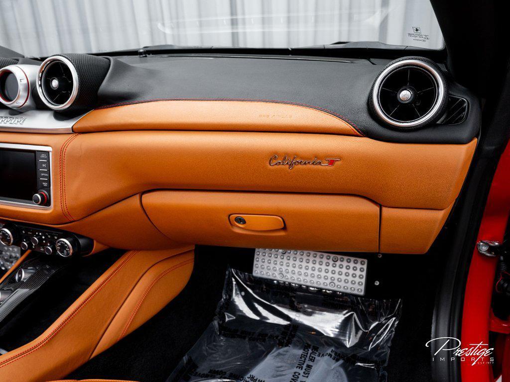 2016 Ferrari California T 2dr Conv North Miami Beach FL