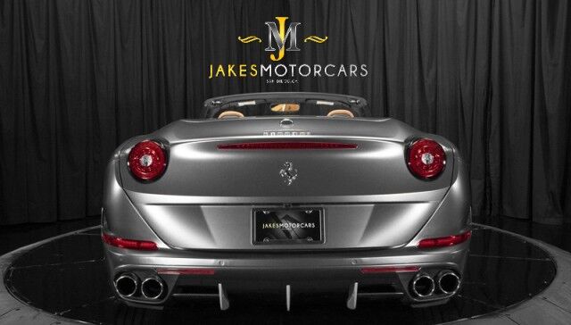 2016 Ferrari California T *ONLY 9600 MILES* *MATTE GREY WRAP* *APPLE CARPLAY* *BACKBONE STYLE SEATS* San Diego CA
