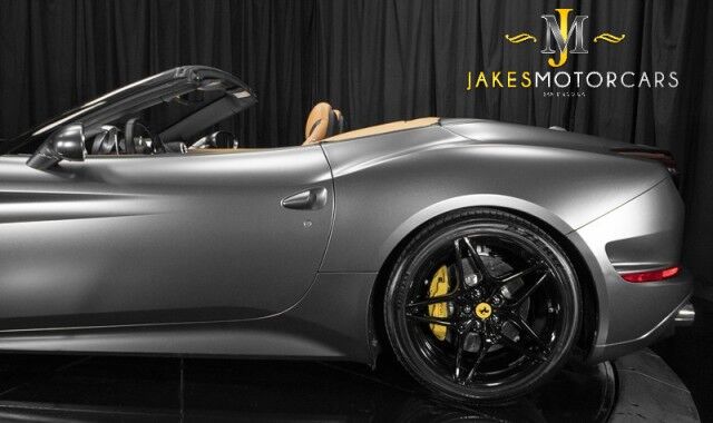 2016 Ferrari California T *ONLY 9600 MILES* *MATTE GREY WRAP* *APPLE CARPLAY* *BACKBONE STYLE SEATS* San Diego CA