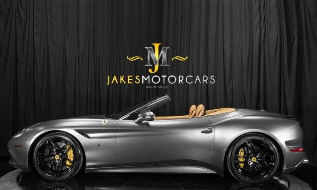 2016 Ferrari California T *ONLY 9600 MILES* *MATTE GREY WRAP* *APPLE CARPLAY* *BACKBONE STYLE SEATS* San Diego CA