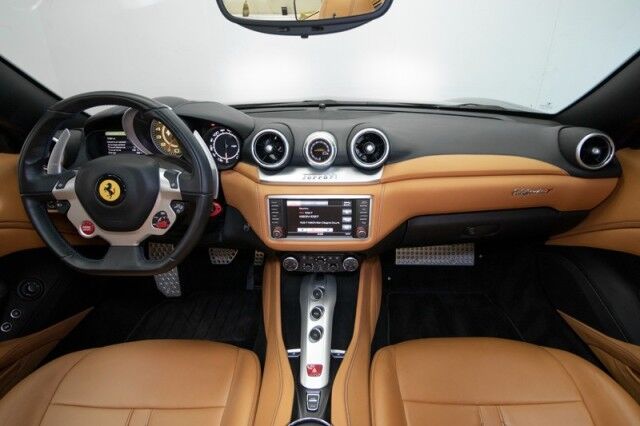 2016 Ferrari California T *ONLY 9600 MILES* *MATTE GREY WRAP* *APPLE CARPLAY* *BACKBONE STYLE SEATS* San Diego CA