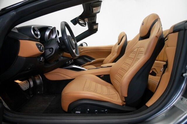 2016 Ferrari California T *ONLY 9600 MILES* *MATTE GREY WRAP* *APPLE CARPLAY* *BACKBONE STYLE SEATS* San Diego CA