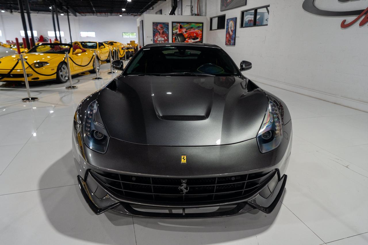 2016 Ferrari F12berlinetta