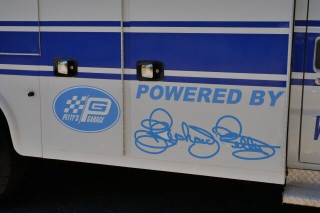 2016 Ford E-350 Service Utility Van / Knapheide KUV / LOW MILES! High Point NC