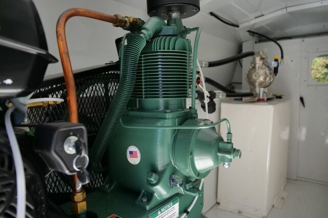 2016 Ford E-350 Service Utility Van / Knapheide KUV / LOW MILES! High Point NC